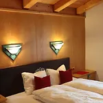 Ferienapart Bergstille בית הארחה 3*
